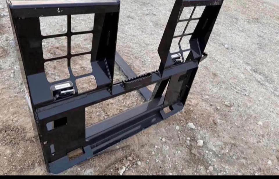 New Skid loader Walk Through Pallet Forks
