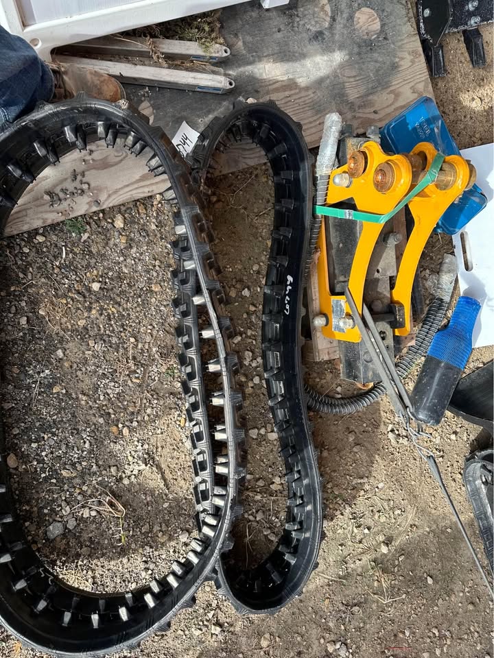 Set of New Mini Excavator Tracks Several Sizes Available