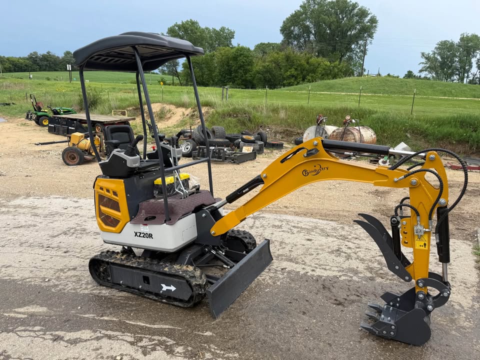 CF Industry XZ20R Mini Excavator
