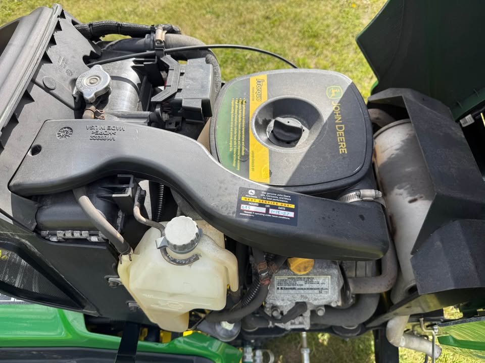 2020 John Deere X734