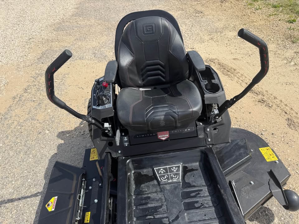 2022 Gravely 54” Zero Turn Mower