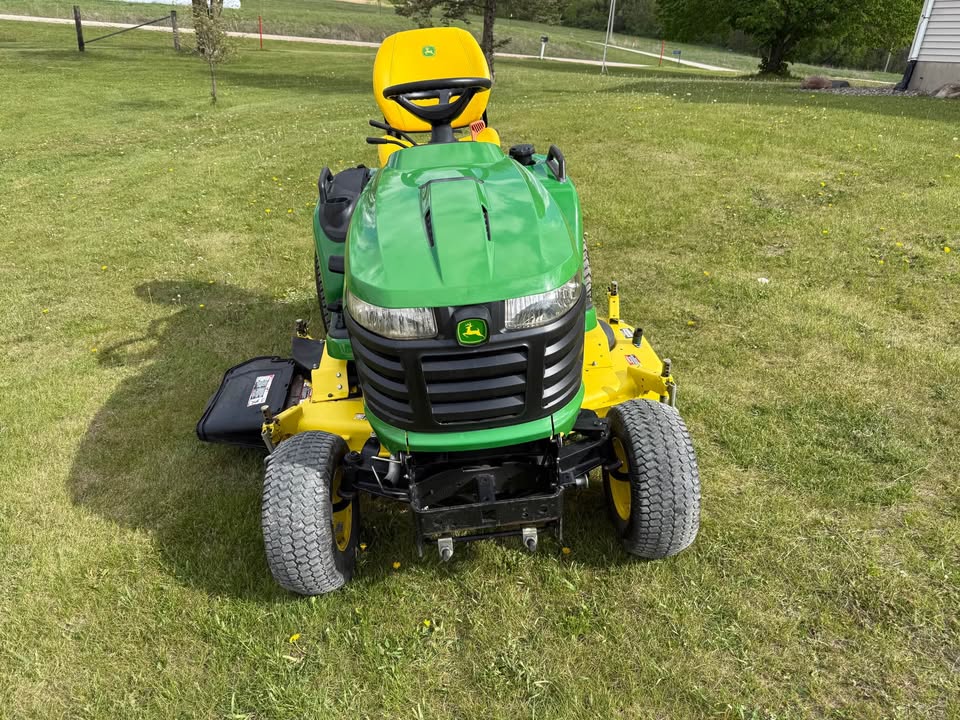 2020 John Deere X734