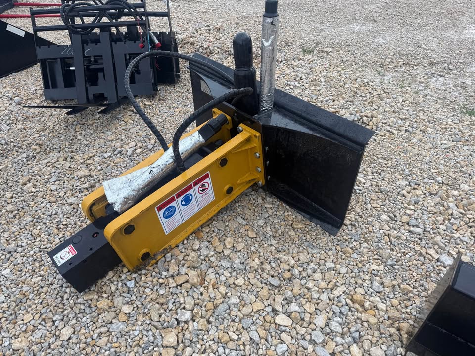 New CF Industry 680 Skid Loader Cement Breaker