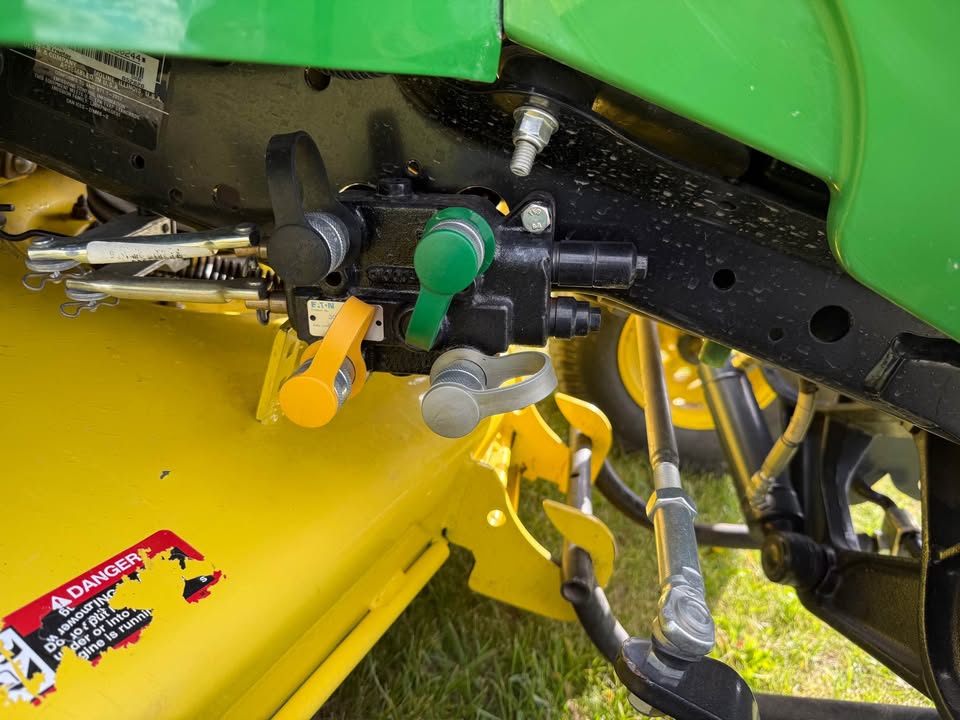 2020 John Deere X734