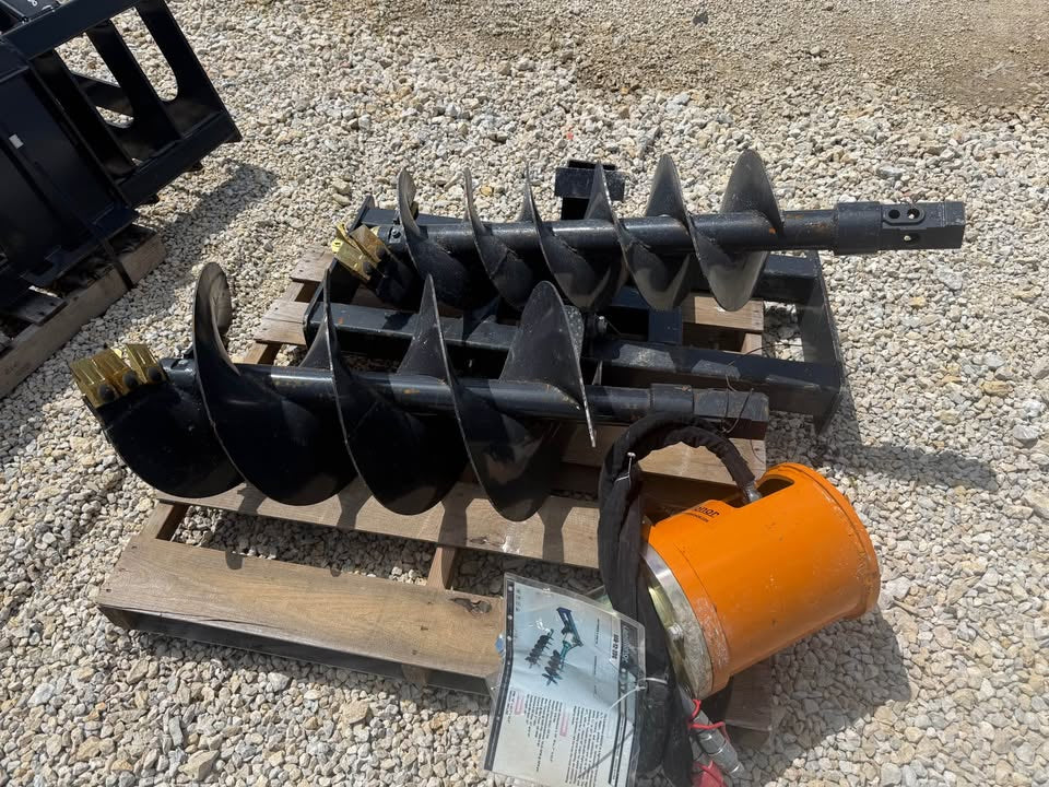 Wolverine Skidloader Post Hole Digger W/ 12”, 18” Bits