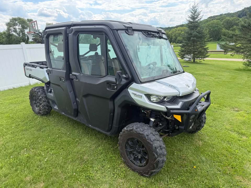 2020 Can Am HD 10 Limited Crew