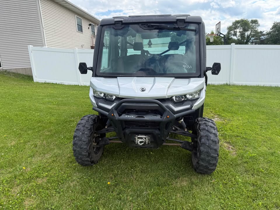 2020 Can Am HD 10 Limited Crew