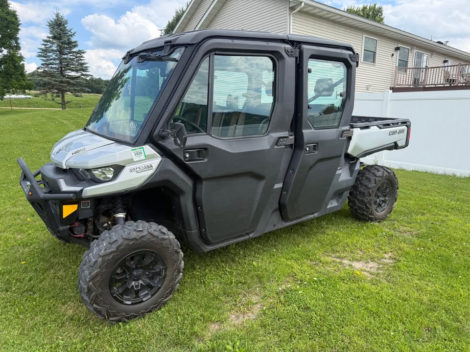 2020 Can Am HD 10 Limited Crew