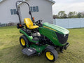 2016 John Deere 1025R