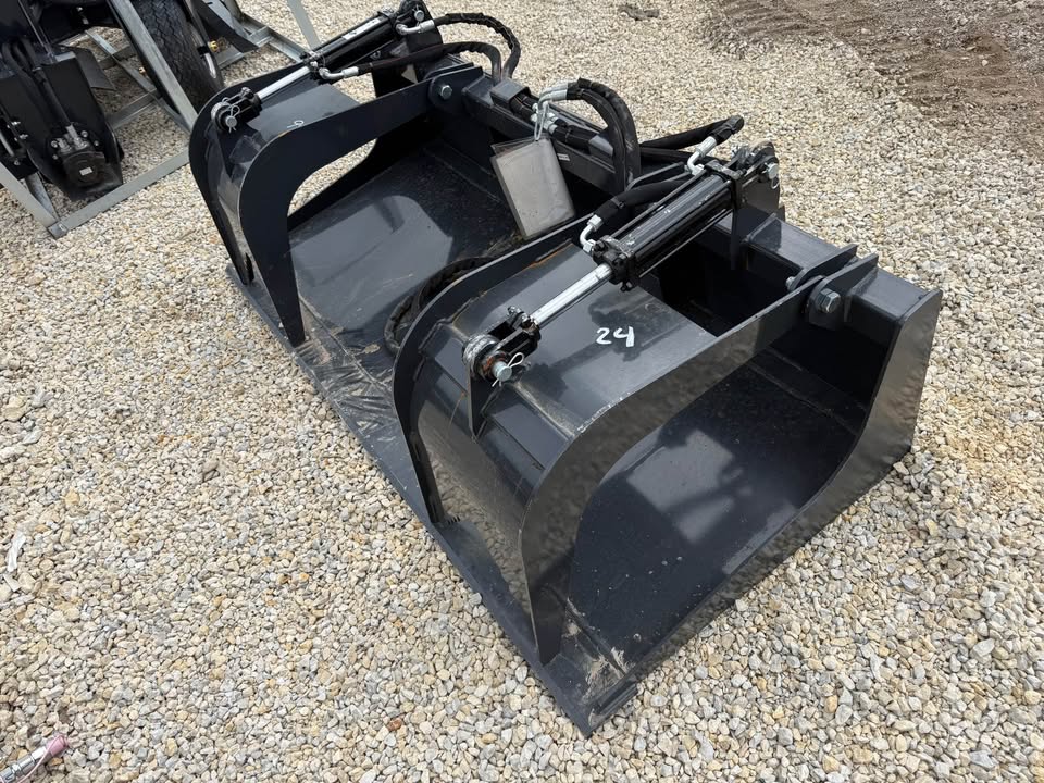 New Wolverine 72” Skidloader Grapple