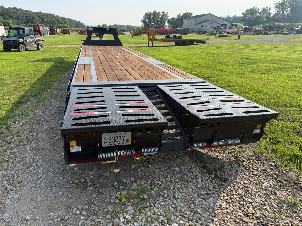 2026 Dura Haul 40ft Gooseneck Flatbed Trailer
