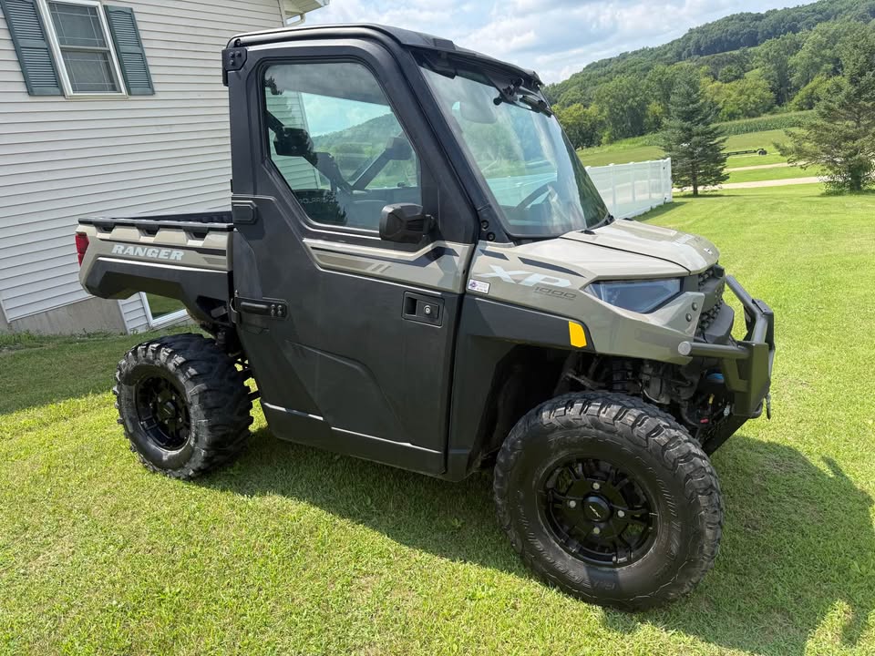 2024 Polaris Ranger 1000 XP Ultimate (SAND)