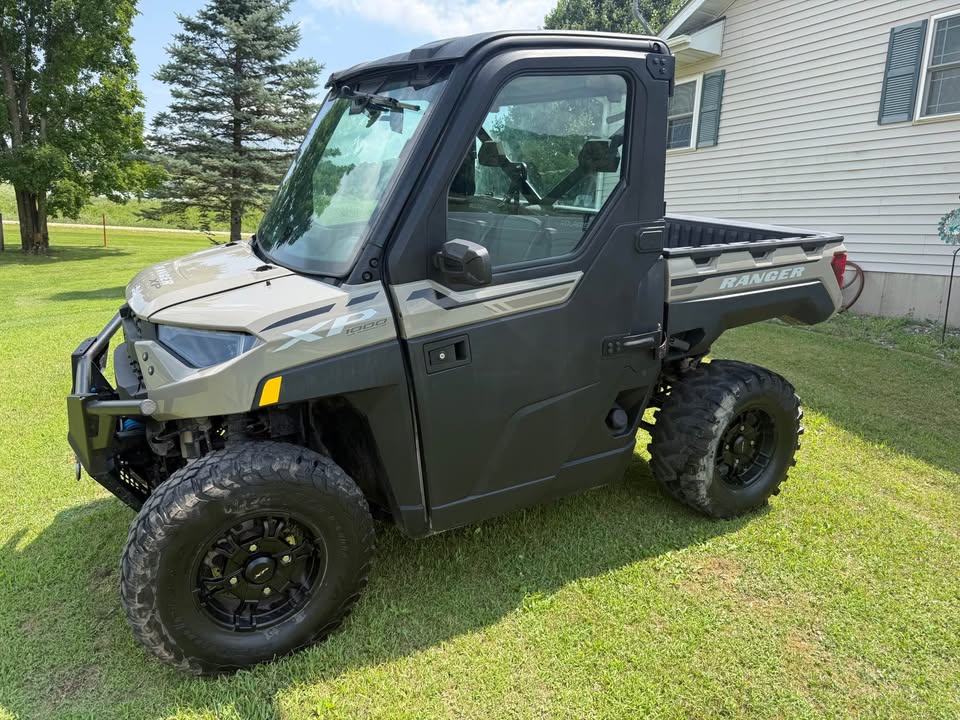 2024 Polaris Ranger 1000 XP Ultimate (SAND)