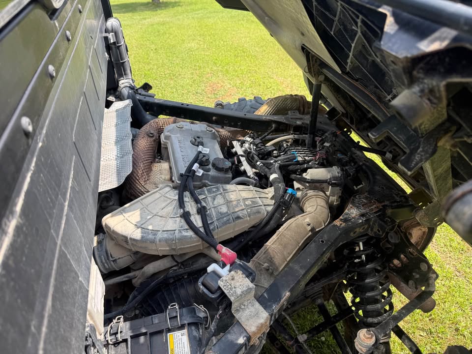 2024 Polaris Ranger 1000 XP Ultimate (SAND)