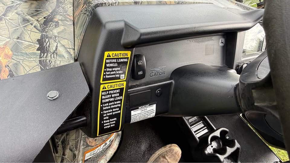 2014 John Deere XUV 825I