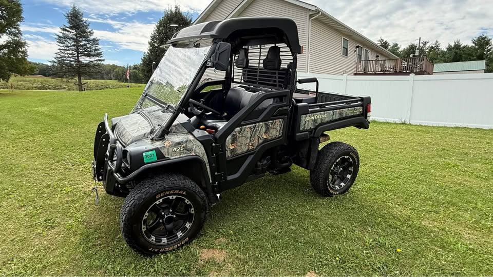 2014 John Deere XUV 825I