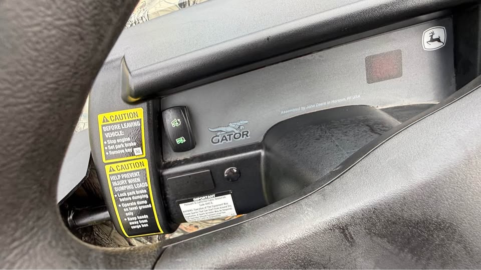 2014 John Deere XUV 825I
