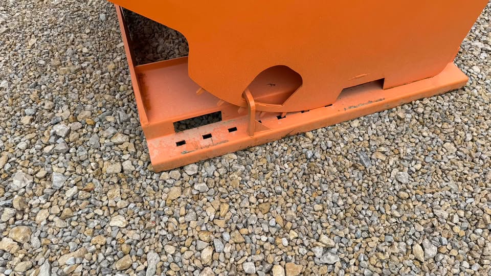 Kit Container 2 Yard Tipping Dumpster