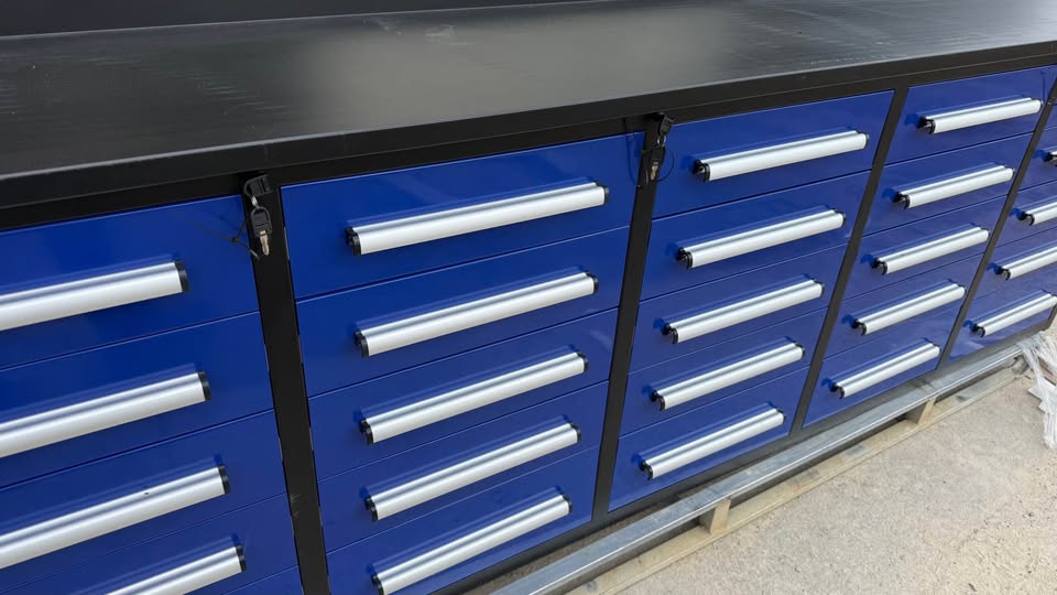 Steelman 10ft 25 Drawer Work Bench