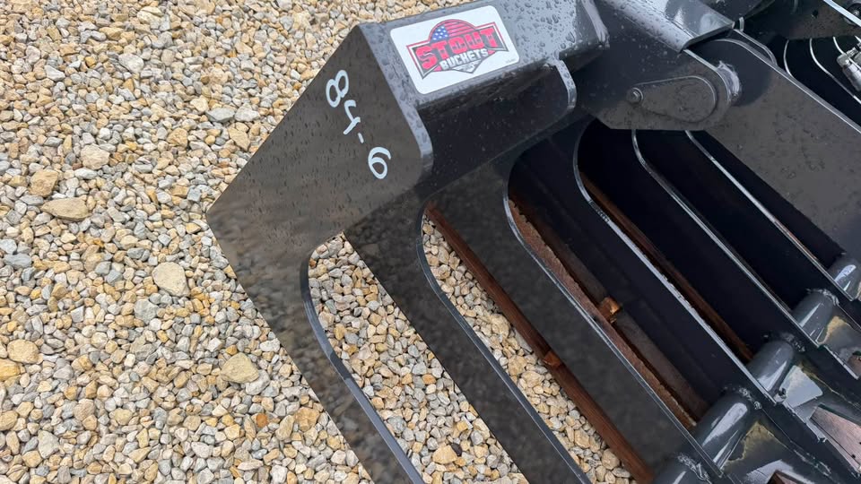 Stout XHD84-6 Skidloader Brush Grapple