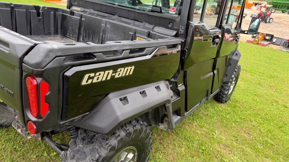 2023 Can Am Defender Max Lonestar Crew HD 10