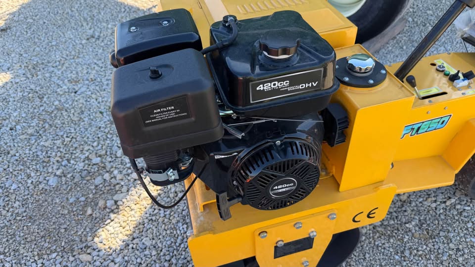 Future FT850 Vibratory Roller