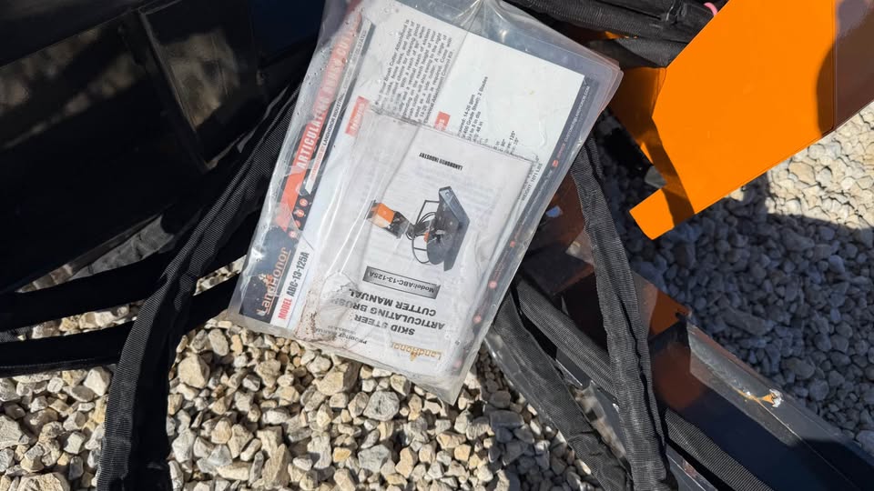 Land honor Skidloader Articulating Brush Cutter