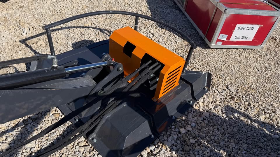 Land honor Skidloader Articulating Brush Cutter